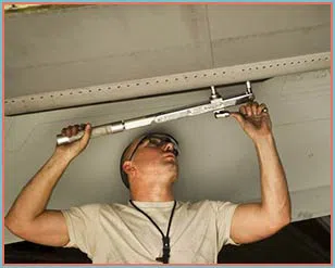 Golden Garage Door Repair Service Romulus, MI 734-419-9280 - 10-install-cont